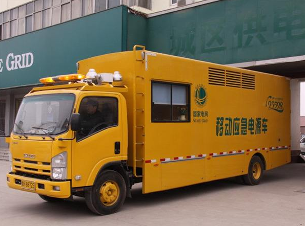 掛載車載UPS的應急電源車 掛載車載UPS的應急電源車