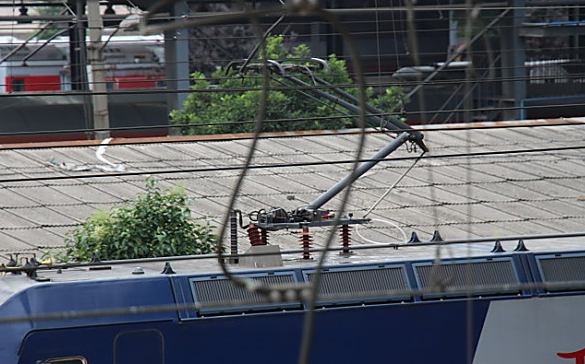 機車應急升弓電源的應用 機車應急升弓電源的應用